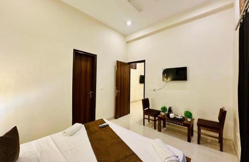 Noida Hotel | Oxygen Inn-Couple Friendly-Noida Sector51