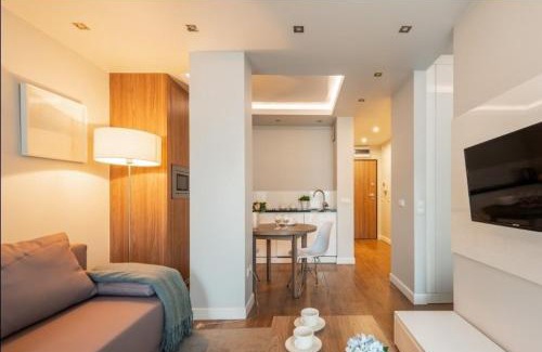 Mirow Apartment | OXYGEN WRONIA - Browary Warszawskie - P&O Serviced Apartments