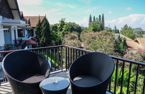 Bandung Villa | Oyama City View 4BR Villa With a Private Pool
