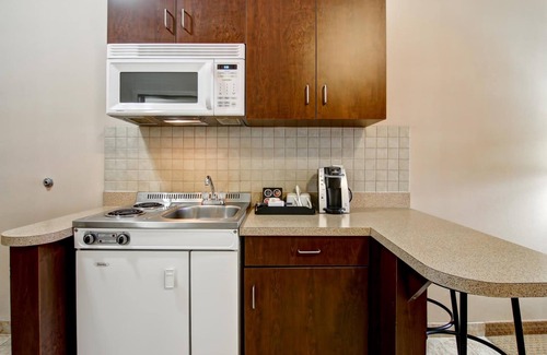 Oyen Hotel | Oyen Canalta