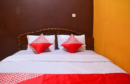 Pangandaran Hotel | OYO 1145 Rita Guesthouse