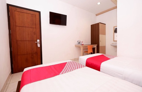 Semarang House | OYO 1251 Residence 8