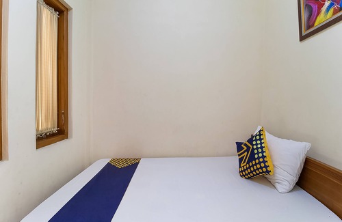 Cianjur Hotel | OYO 1982 Golf Papa Costel