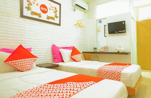 Ngaglik Hotel | OYO 354 32 Guest House