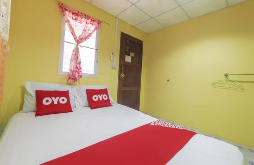 Tha Sao Hotel | OYO 75325 Our House Tha Sao