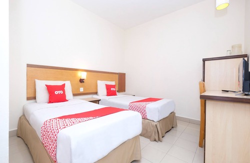 Petaling Jaya Hotel | OYO 89968 Sri Sutra Hotel