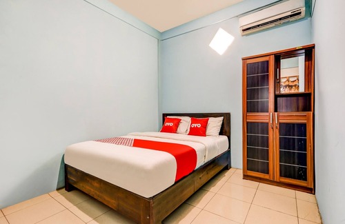 Kretek Hotel | OYO 90051 Guest House Parangtritis