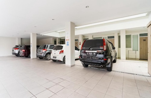 Surakarta Hotel | OYO 90134 Santika Fidela