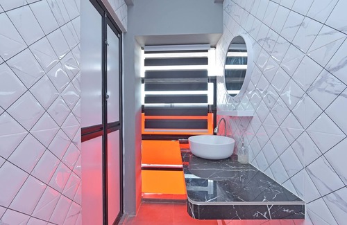 Paka Hotel | OYO 90594 Hotel Casalink