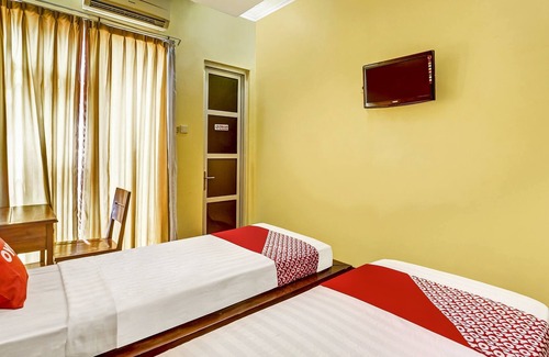 Semarang Hotel | OYO 91036 Hotel Simpang Lima Gkpri