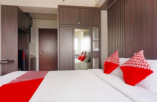 Gunung Putri Hotel | OYO 91593 San San Rooms Apartment Gunung Putri Square