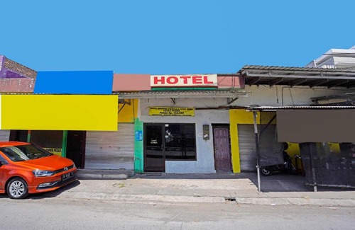 Sedati Hotel | OYO 91695 Hotel Benteng Portugis