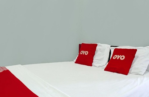 Kupang Hotel | OYO 91720 Hotel Yotowawa NearBukit Cinta