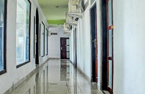 Kupang Hotel | OYO 91720 Hotel Yotowawa NearBukit Cinta