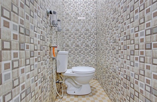 Temon Hotel | OYO 92045 Panca Putri Guest House
