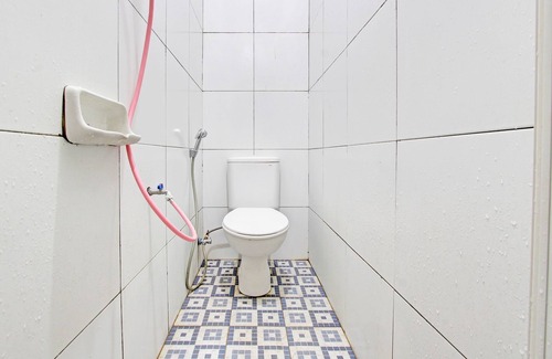 Wonogiri Hotel | OYO 92289 Hotel Aji Kusuma