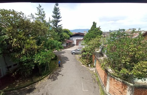 Sukabumi Hotel | OYO 92324 Hotel Sinar Rejeki
