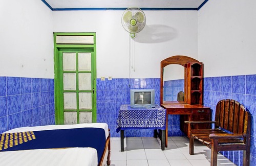 Muntinlupa Hotel | OYO 92333 Bayanan Indah Guest House