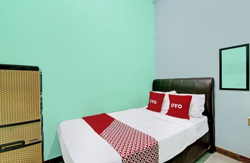 Central Yogyakarta Hotel | OYO 92521 Guest House Inayah Syariah