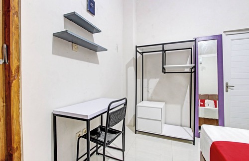 Klaten Selatan Hotel | OYO 92757 Ndalem Pusponyidro Syariah