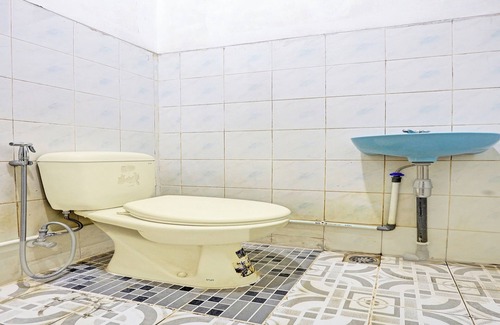 Wonogiri Hotel | OYO 92761 Hotel Sendang Asri