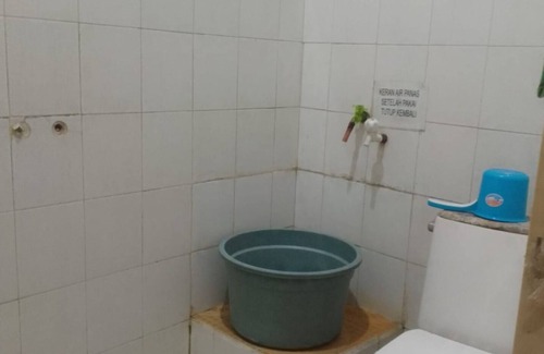 Kemang Hotel | OYO 93663 Penginapan Otw