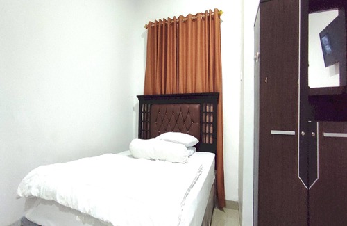 Karanganyar Hotel | OYO 93768 Setia Budi Guest House 1