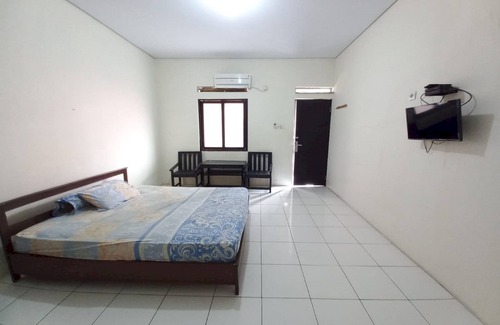 Sumber Hotel | OYO 94034 Perbetulan Guest House Syariah