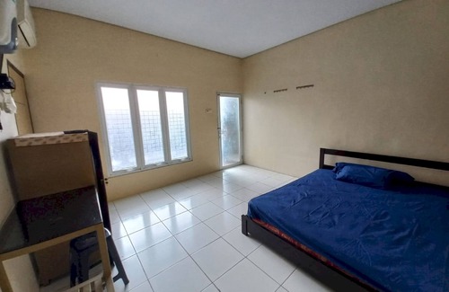 Sumber Hotel | OYO 94034 Perbetulan Guest House Syariah