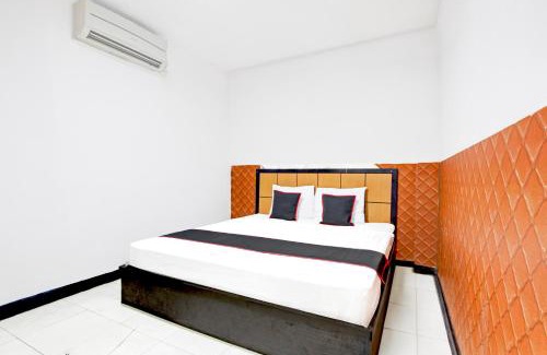 Tegal Hotel | OYO 94512 Mega Inn Guest House