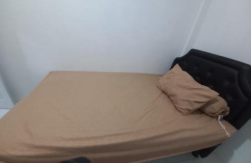 Purwokerto Hotel | OYO 94771 White House Arafah Syariah