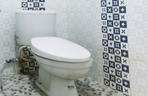 Garut Hotel | OYO Life 91606 Nadin Guest House Syariah