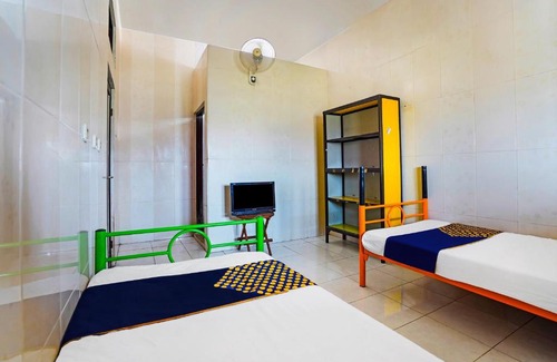 Sidoarjo Hotel | OYO Life 91856 Griya Gedangan Syariah