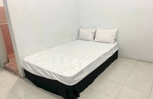 Paciran Hotel | OYO Life 93083 Nova Jaya 3 Homestay Syariah