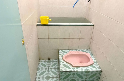 Paciran Hotel | OYO Life 93083 Nova Jaya 3 Homestay Syariah