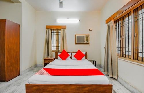 City Center Hotel | OYO Retro Residency