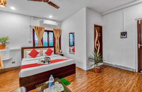 Sector 1 Hotel | OYO Tanishk Residency