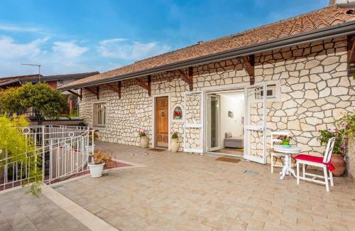 Aci Sant'Antonio Apartment | Pètra Janca