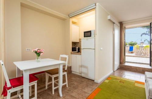Aci Sant'Antonio Apartment | Pètra Janca