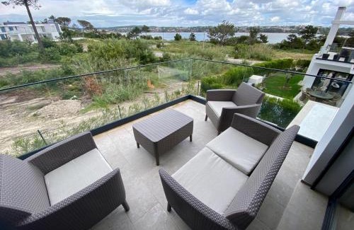 Casalinho Apartment | Pérola Lux Villa