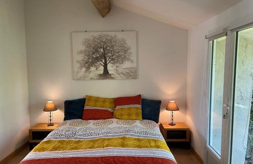 Tourbes Apartment | Pézenas Cottage avec terrasse et jardin 1 chambre et 1 mezzanine au coeur d'un domaine avec 2 piscines