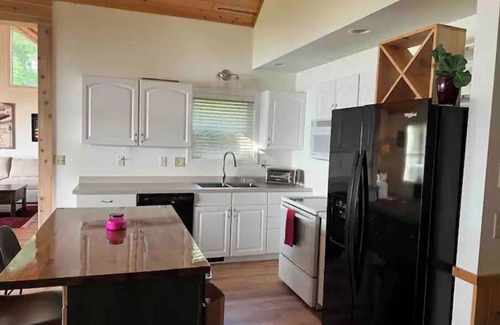 Ossipee Cabin | P&P Lakeside Lodge