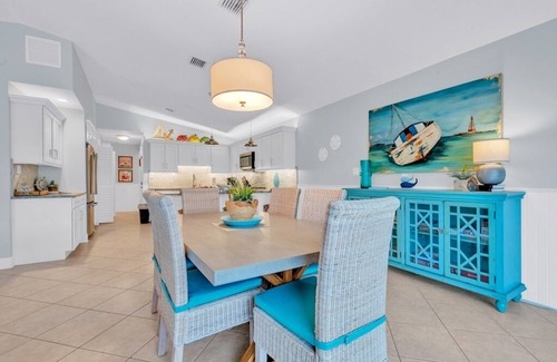 Key Colony Beach House | P17 - Charming 3 Bedroom 2 Bath Duplex With Private Pool And Deep Water.