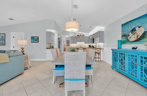Key Colony Beach House | P17 - Charming 3 Bedroom 2 Bath Duplex With Private Pool And Deep Water.