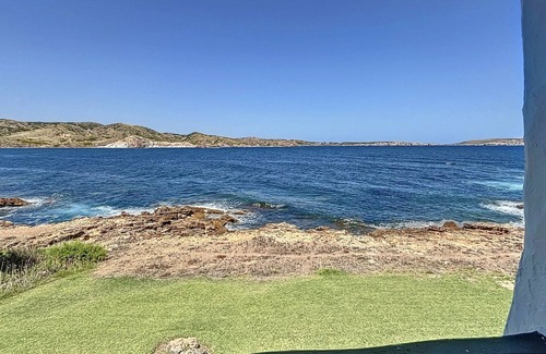 Platges de Fornells Apartment | P98 - Nice flat on the sea