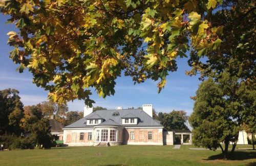 Krzelow Bed & Breakfast | Pałac w Krzelowie