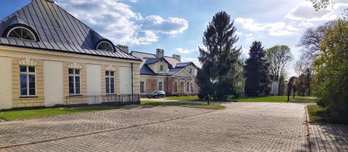 Krzelow Bed & Breakfast | Pałac w Krzelowie