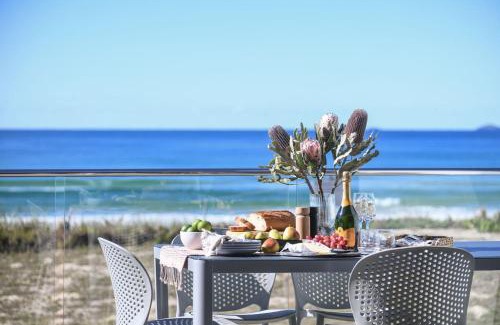 Wooli House | Pacific Dawn on the Beach
