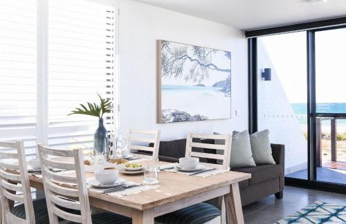 Wooli House | Pacific Dawn on the Beach