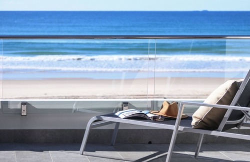 Wooli House | Pacific Dawn on the Beach One